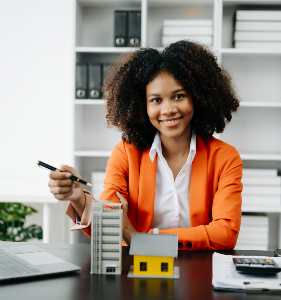 confident-female-real-estate-agent-property-investment-consultation