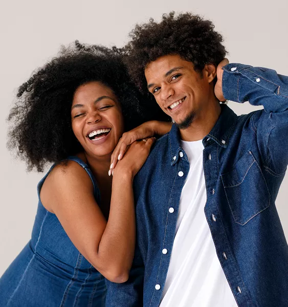 front-view-couple-with-afro-hairstyles