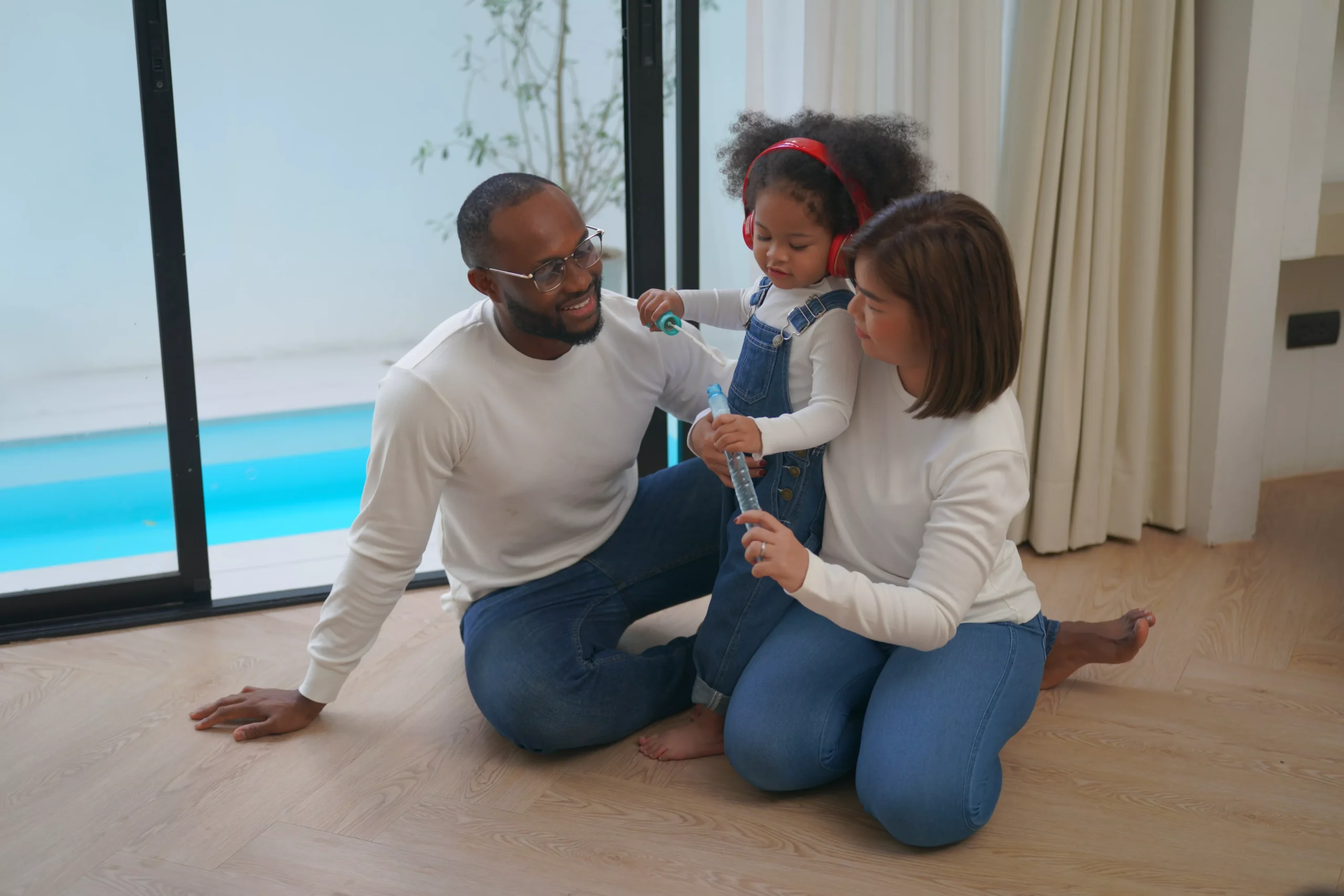 multi-ethnic-family-and-their-domestic-life-in-day
