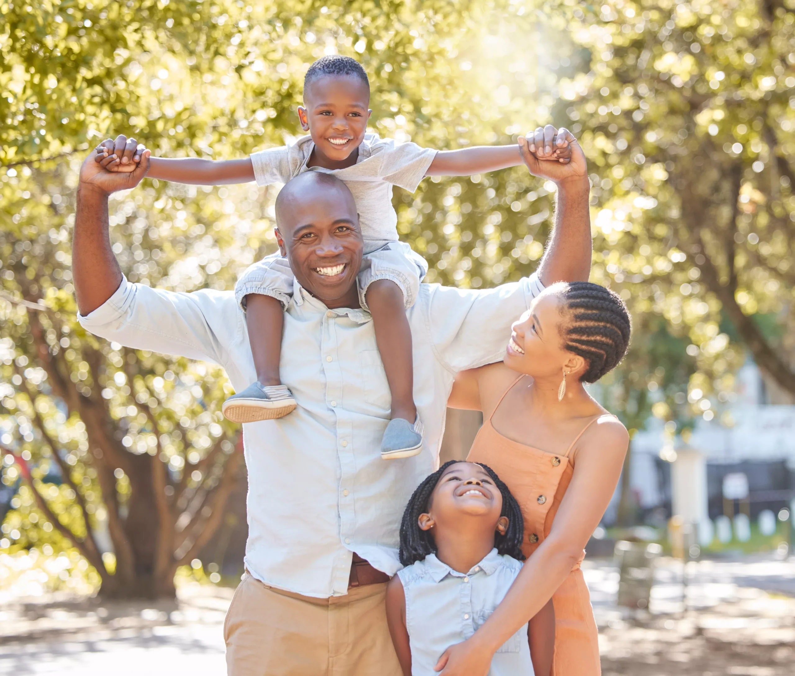 portrait-happy-african-american-family-of-four
