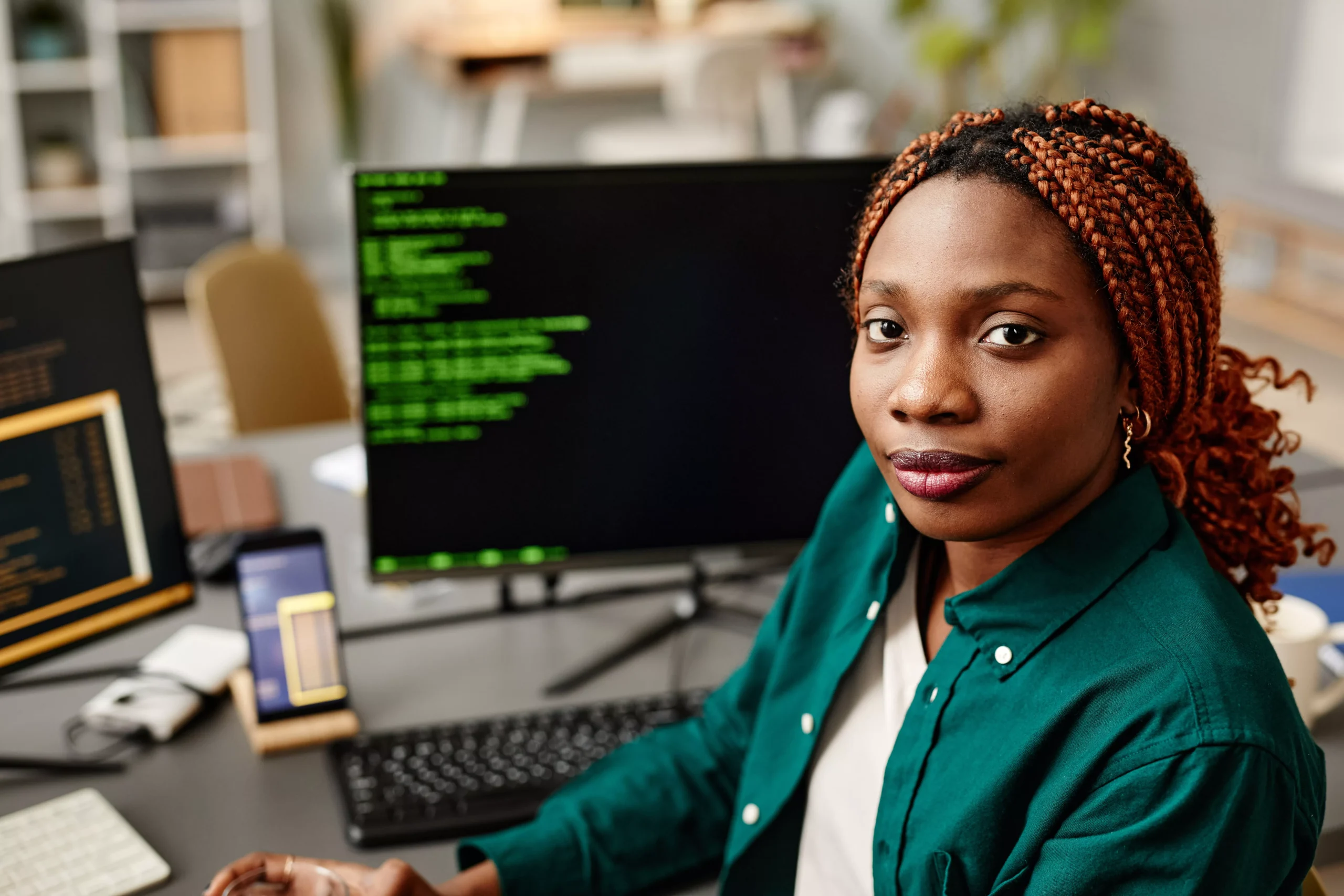 portrait-of-black-woman-as-software-developer