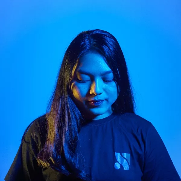Ratna S